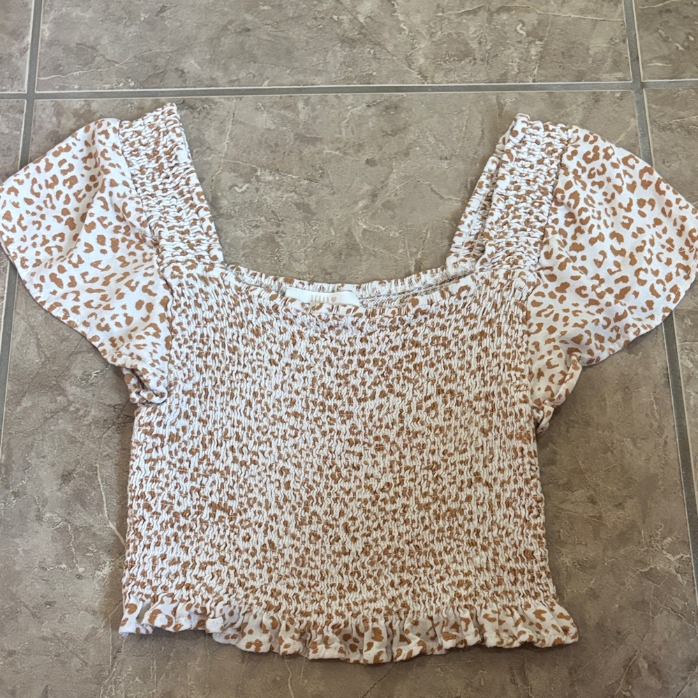 URBAN Romantics White & Tan Smocked Leopard Crop Top